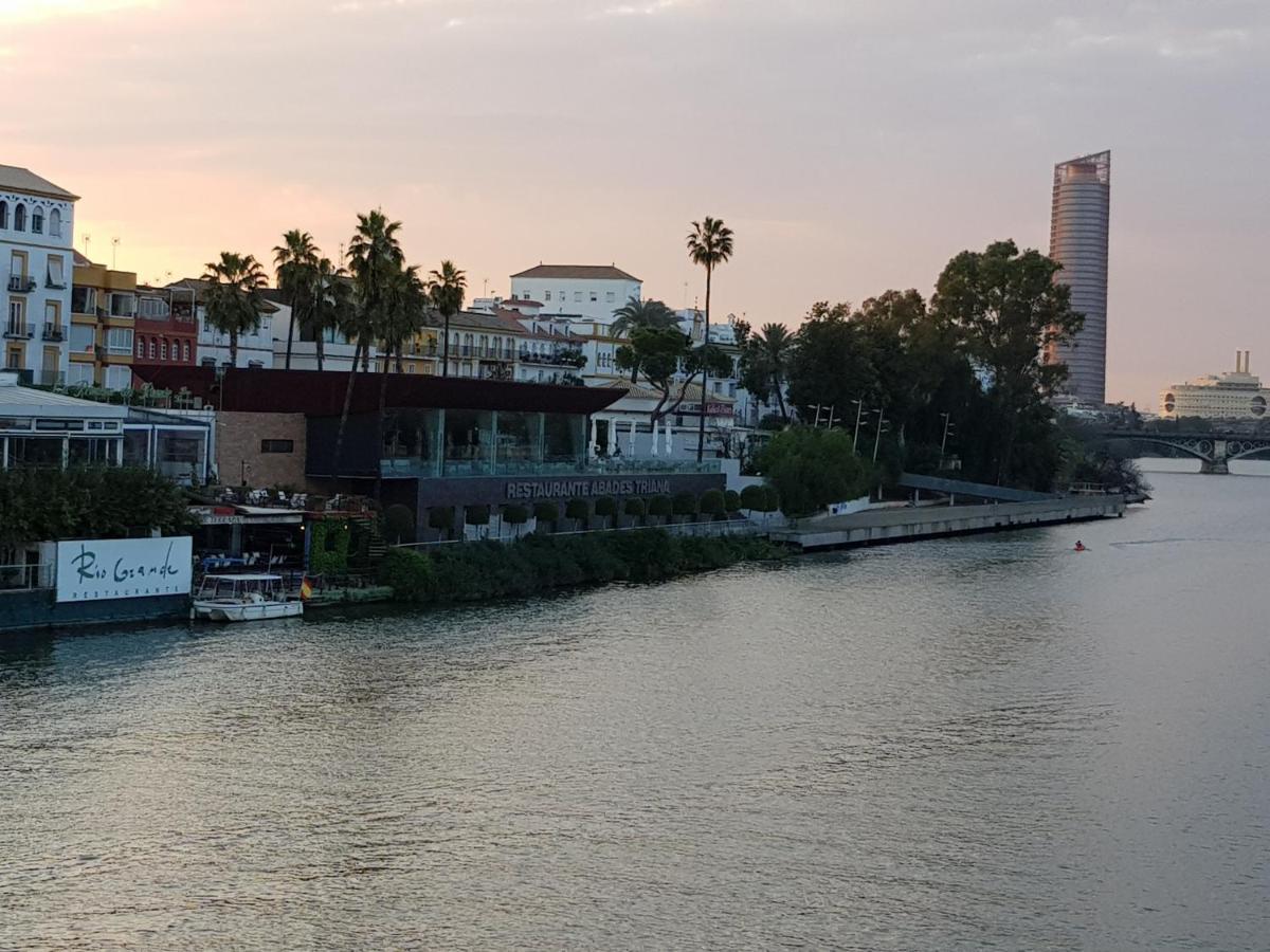 Magnifico Apartamento Tipo Duplex En Triana Sevilla Exteriör bild