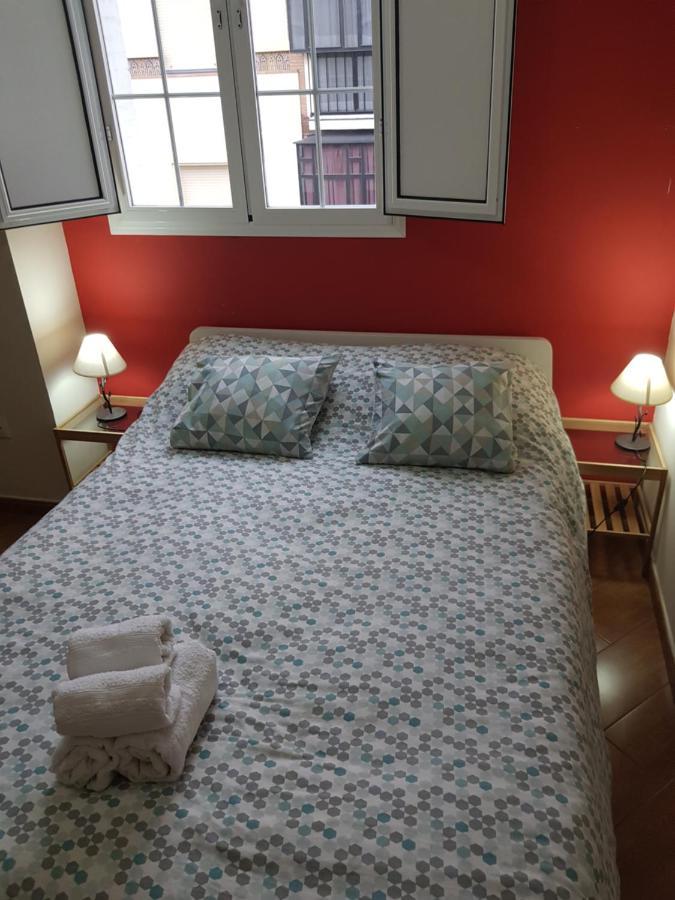 Magnifico Apartamento Tipo Duplex En Triana Sevilla Exteriör bild